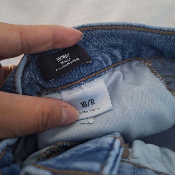 Express Skinny High Rise Jeans - Picture 6 of 6